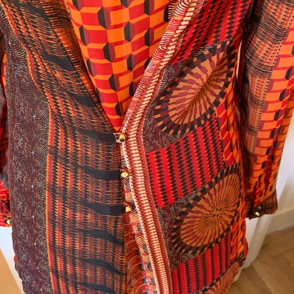 SANS SOUCI NWT Button Up Chiffon Blouse Orange Bold Tribal Print Gold Button - Picture 4 of 8